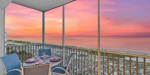 1000 TARPON CENTER DRIVE