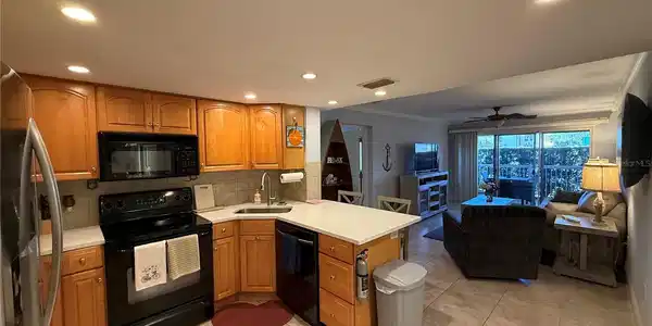 Image 4 Image 4