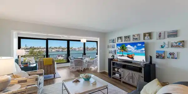 6200 FLOTILLA DRIVE