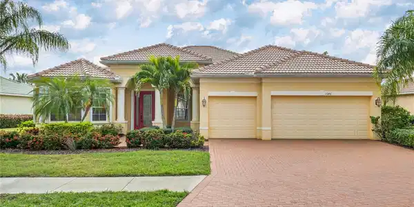 1646 CREEK NINE DRIVE