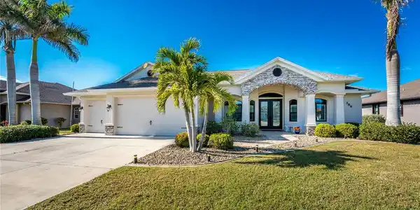 386 ROYAL POINCIANA