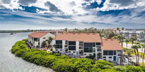 1401 BEACH ROAD