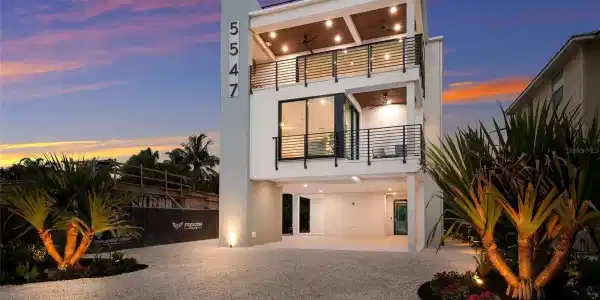 5547 AVENIDA DEL MARE