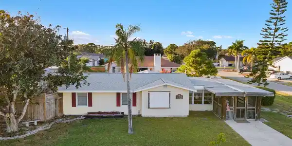 1346 NANTUCKET ROAD