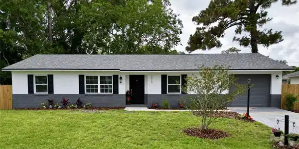 2518 SABAL PALM