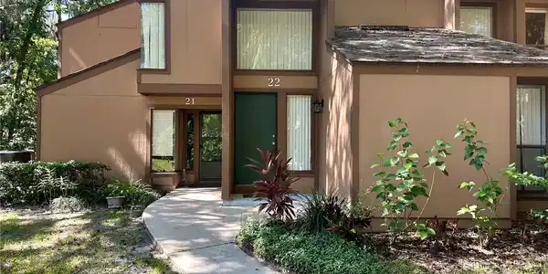 22 PINEHURST PLACE