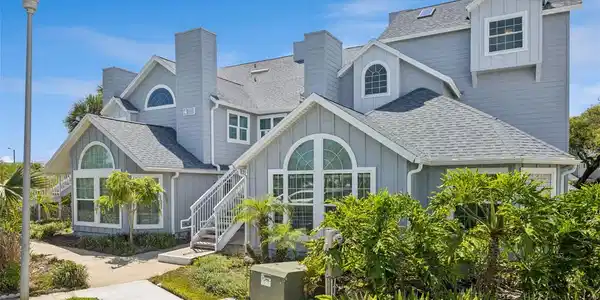 4268 SUN VILLAGE COURT