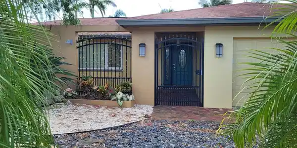 11174 90TH TERRACE