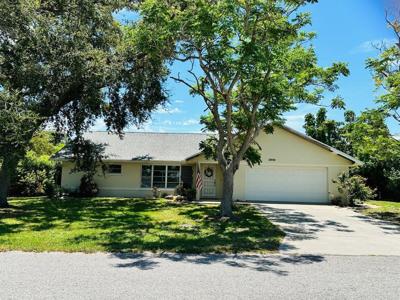 1147 POINCIANA