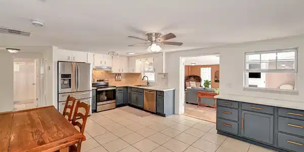 Image 4 Image 4