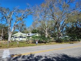 2403 HYDE PARK