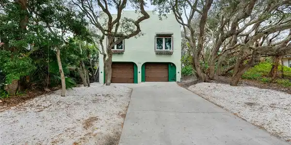 6355 RIVER ROAD