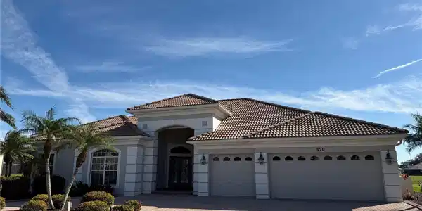 870 MACAW CIRCLE