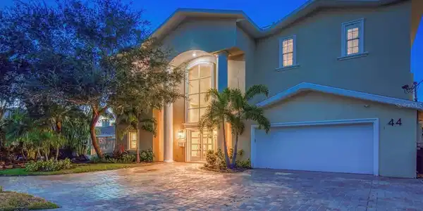 44 SUNSET BAY