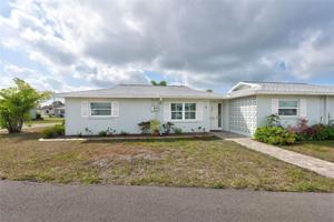 214 BEACH MANOR