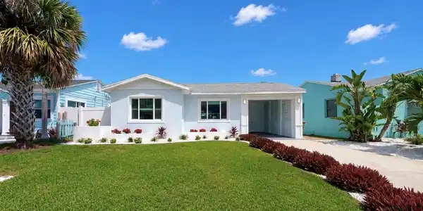 480 S BAYSHORE DRIVE