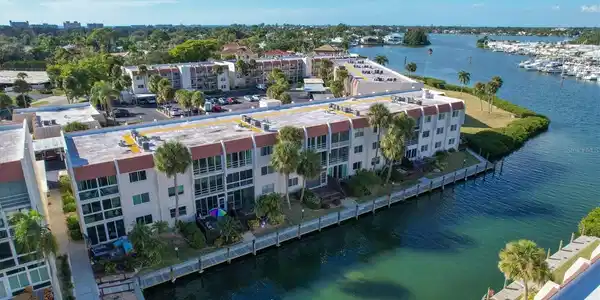 240 SANTA MARIA STREET