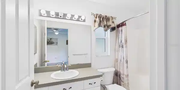 Image 4 Image 4