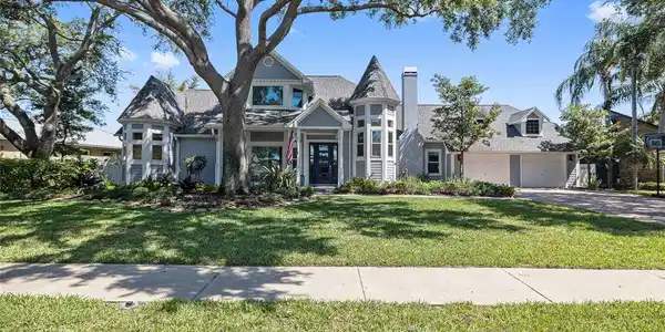 1956 COVE LANE
