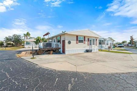 1674 UNIVERSITY PARKWAY