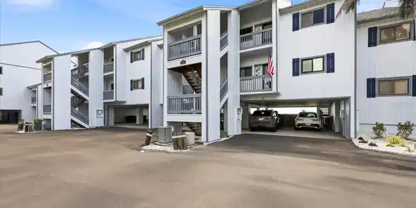 Image 4 Image 4