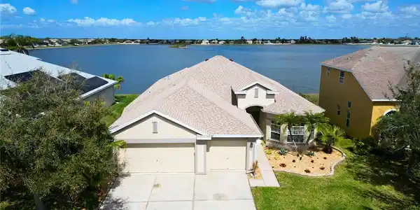 1834 MIRA LAGO CIRCLE