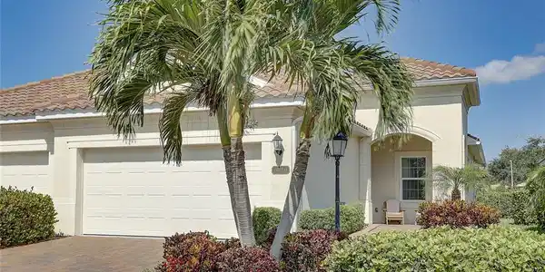 6910 PLAYA BELLA