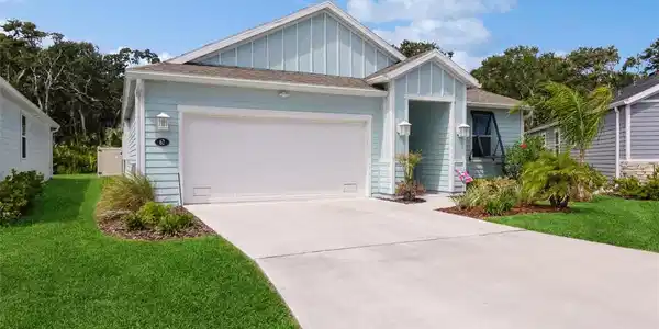 62 LAS CASITAS