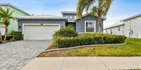 432 BAHAMA GRANDE BOULEVARD