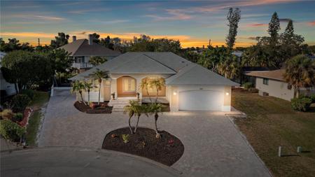 1617 BAYWINDS LANE