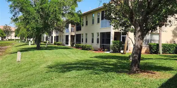 4417 CORSO VENETIA BOULEVARD