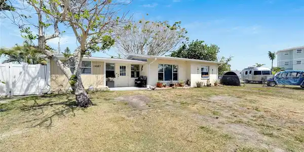 14087 W PARSLEY DR