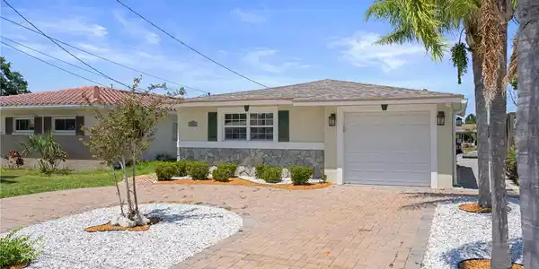 5045 PELICAN DRIVE