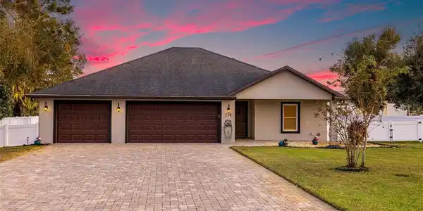 118 POINCIANA
