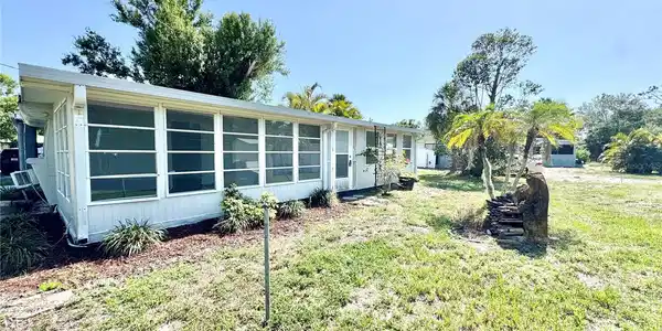 162 SAPODILLA STREET