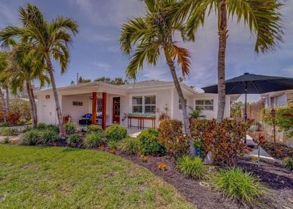 938 NARCISSUS AVENUE