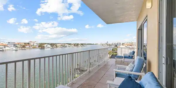 600 BAYWAY BOULEVARD