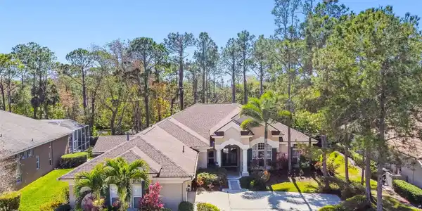 10563 GREENSPRINGS