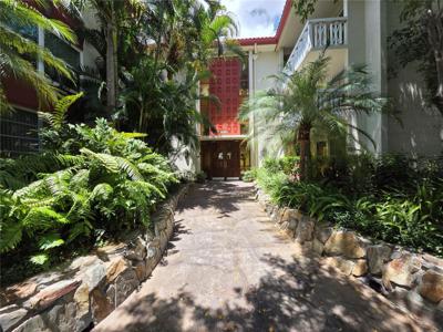 1012 PEARCE DRIVE