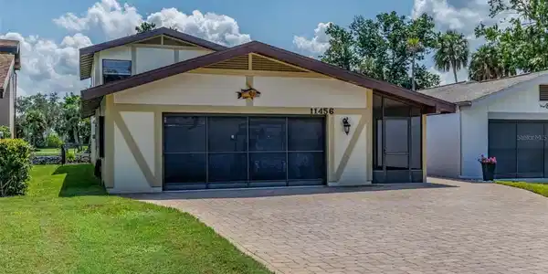11456 W CLUBVIEW DRIVE