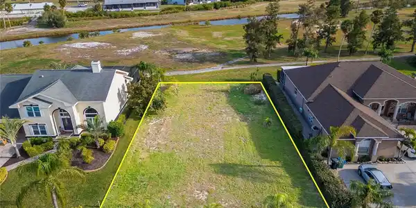 052664-2450 BUNKER VIEW DRIVE