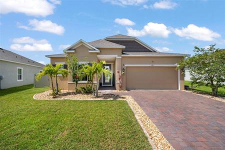 3411 76TH E