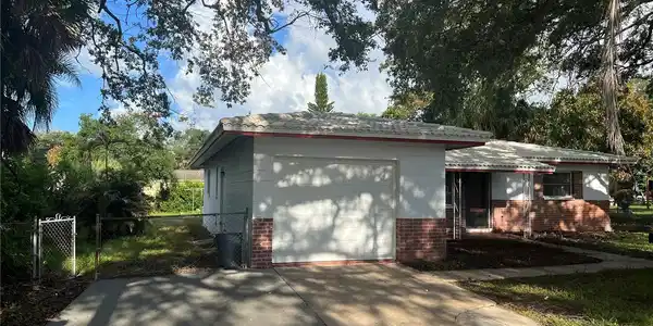 2419 26TH S