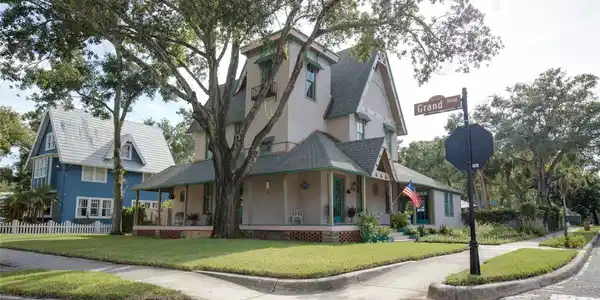 Image 4 Image 4