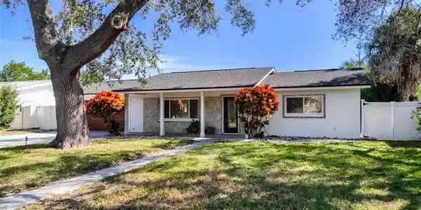 571 LENTZ ROAD