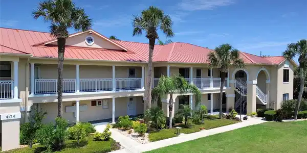 404 BOUCHELLE DRIVE