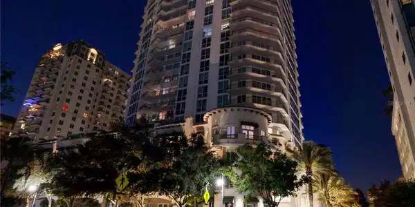 450 KNIGHTS RUN AVENUE