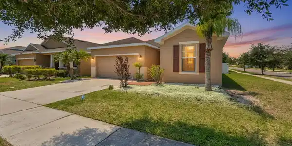 401 BRITTON SHORES COURT