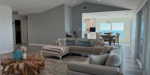Image 4 Image 4