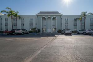 1706 BELLEAIR FOREST